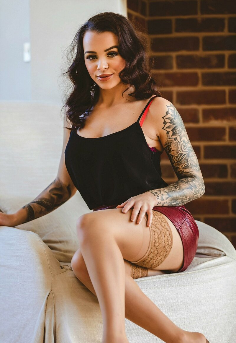 Инна, 25